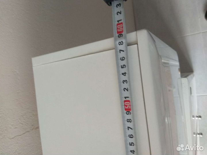 Полка настенная для ванной