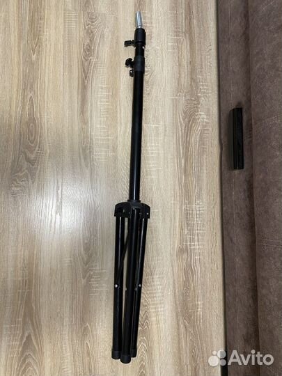 Штатив парикмахерский