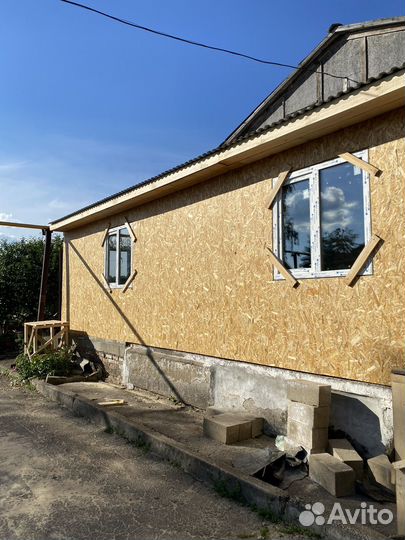 Бригада строителей