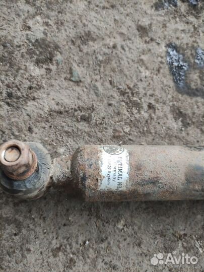 Амортизатор Mercedes-Benz 190 W201