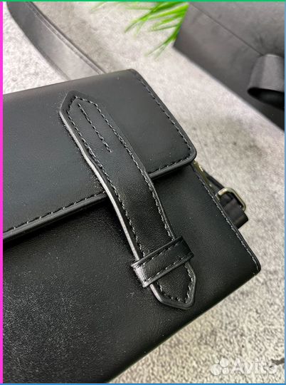 Мужская сумка из кожи через плечо