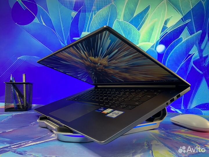 Ноутбук Huawei / Core i7 / SSD 512Gb