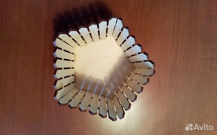 Корзина для цветов, правильный пятиугольник