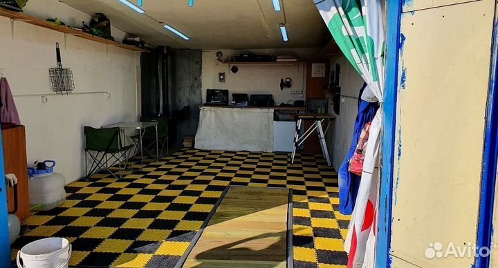 Пвх плитка для автосервиса