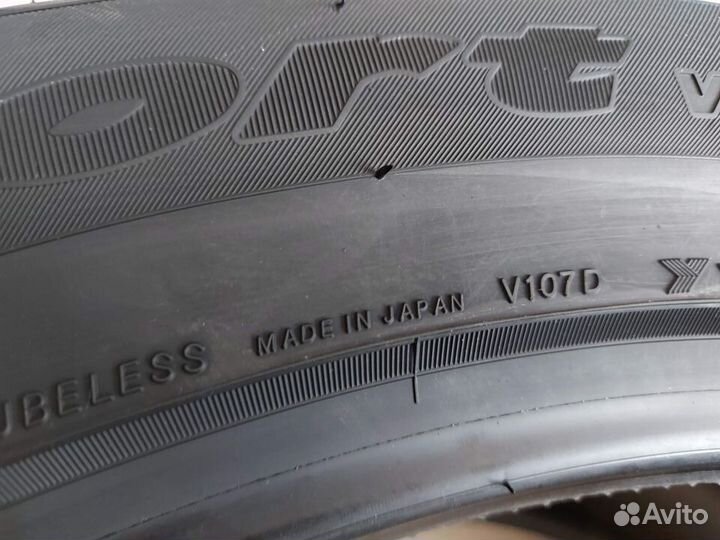 Yokohama Advan Sport V107 285/45 R22 и 325/40 R22