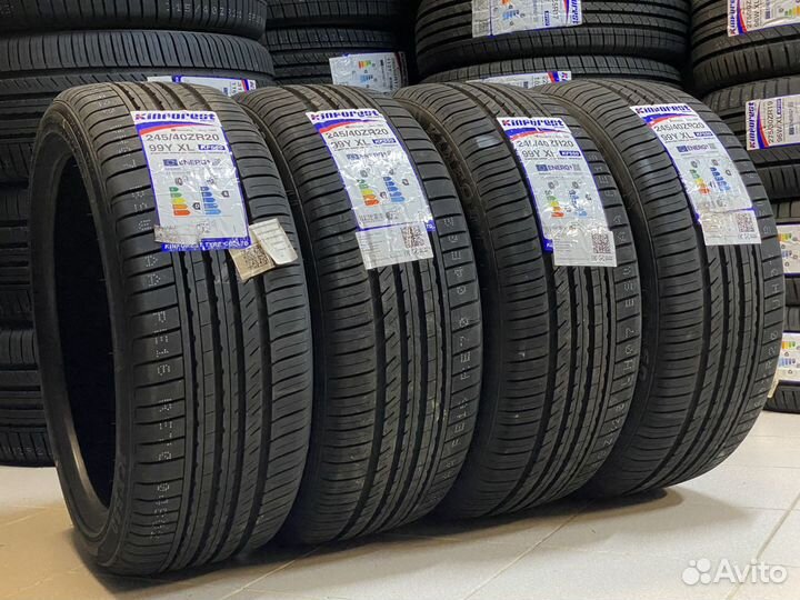 Kinforest KF550-UHP 245/40 R20 99Y