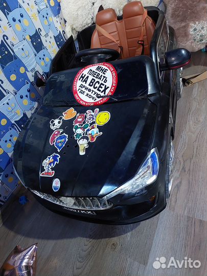 Детский электромобиль