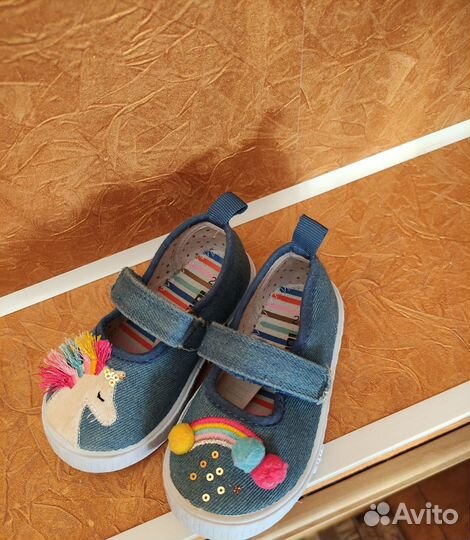 Сандалии для девочки 20 размер