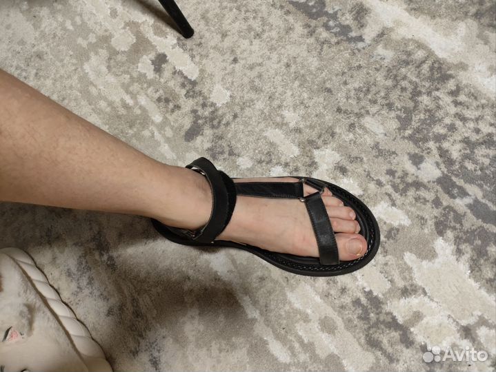 Сандалии женские 40 размер