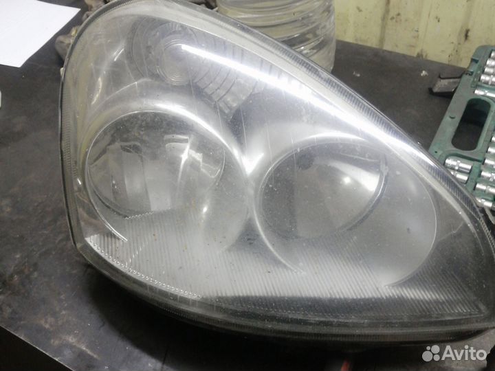 Фара приора