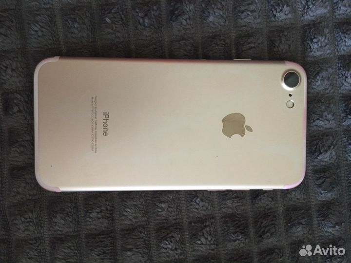 Телефон iPhone 7 128gb