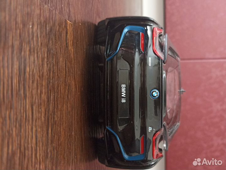 Bmw i8 черного цвета на радиоуправлении
