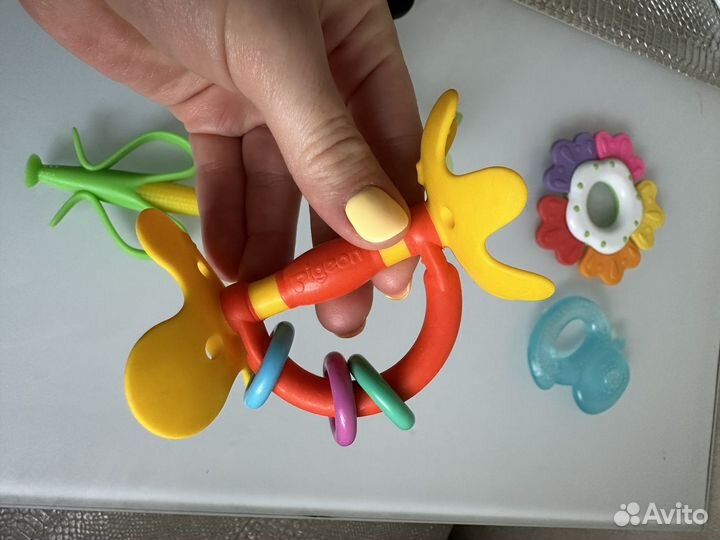 Прорезыватель pigeon для зубов