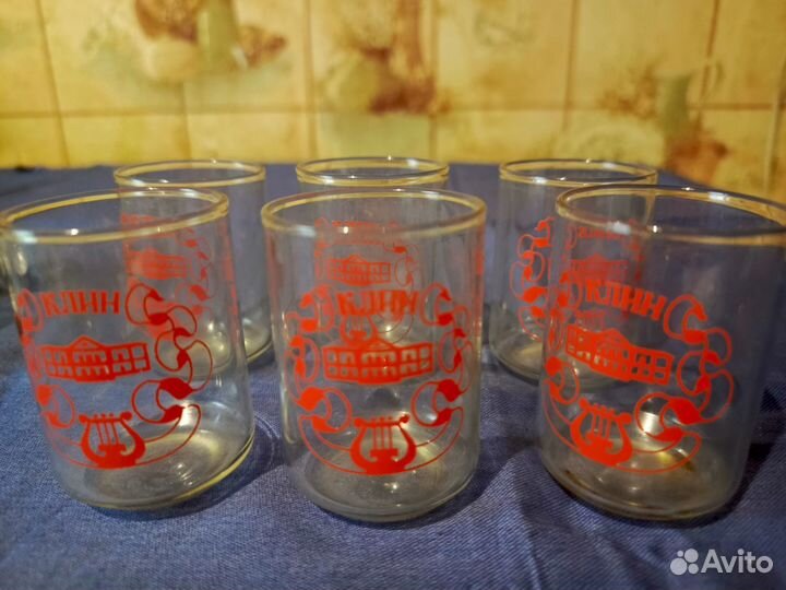 Рюмки, стаканы, бокалы