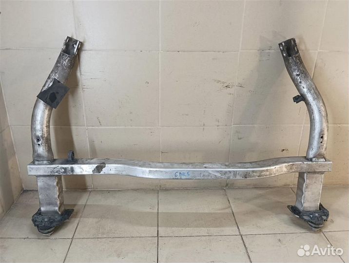 Подрамник передняя часть Citroen C5 2009