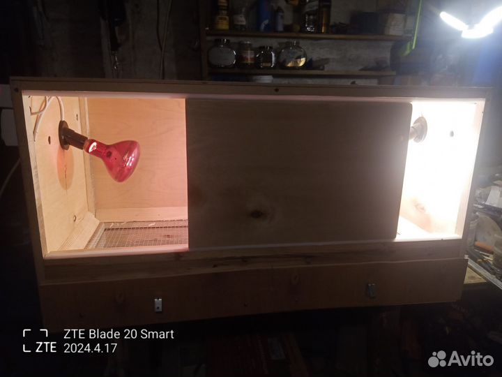 Продам брудер