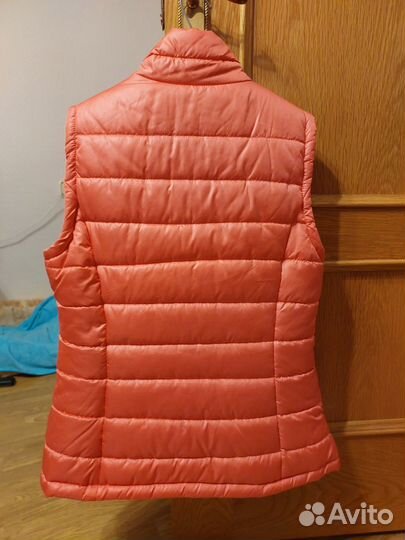 Продам комплект: жилет и куртка