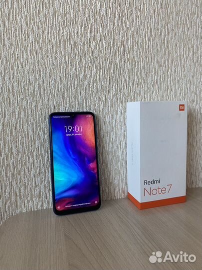 Телефон Xiaomi redmi note 7