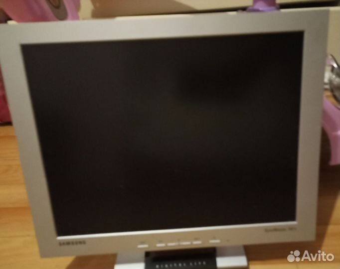 Монитор Samsung Syncmaster 152s