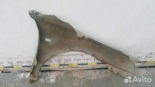 Крыло переднее левое toyota avensis T25 (EDN18D901