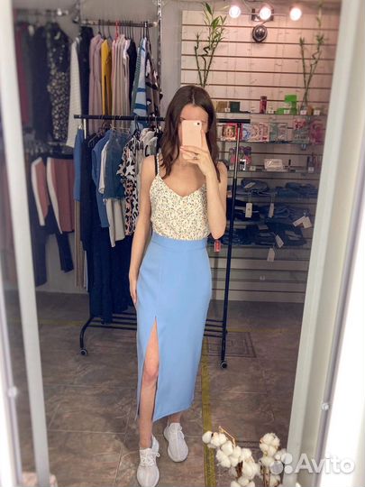 Юбка с разрезом