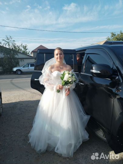 Прокат свадебных платьев