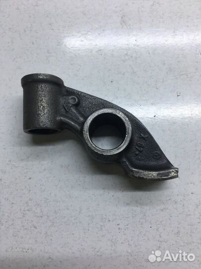 Рокер клапана Mercedes-Benz S-Class W126 M103E26