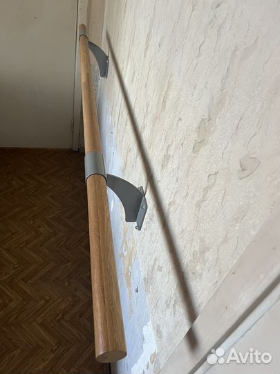 Хореографический станок однорядный настенный