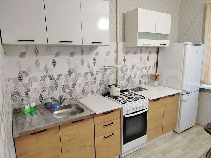 2-к. квартира, 52 м², 3/9 эт.