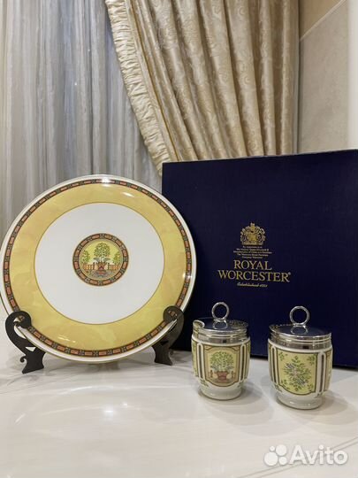 Блюдо, коддлеры на 2 яйца. Royal Worcester. Англия