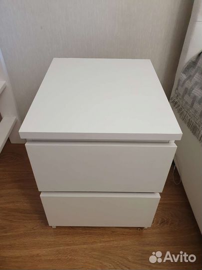 Тумба прикроватная IKEA белая мальм