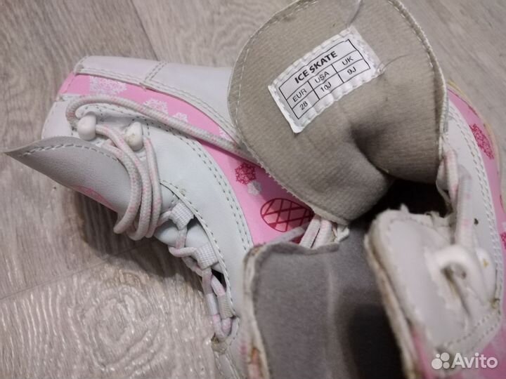 Коньки для девочки 28 р