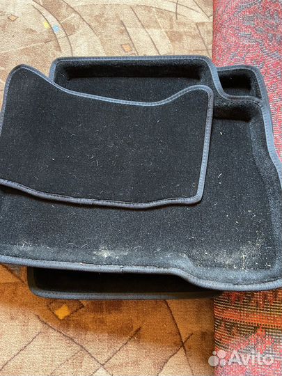 Автомобильные коврики ворсовые