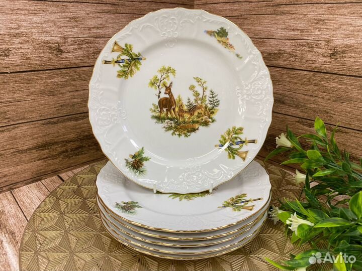 Набор тарелок 