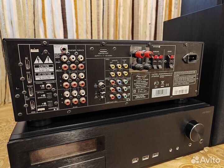 Ресивер Pioneer VSX-520