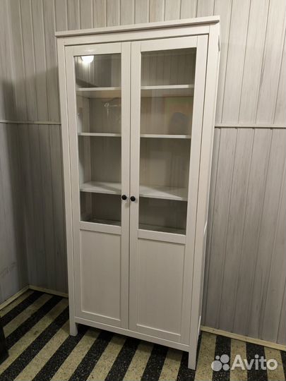 Шкаф-витрина IKEA hemnes оригинал