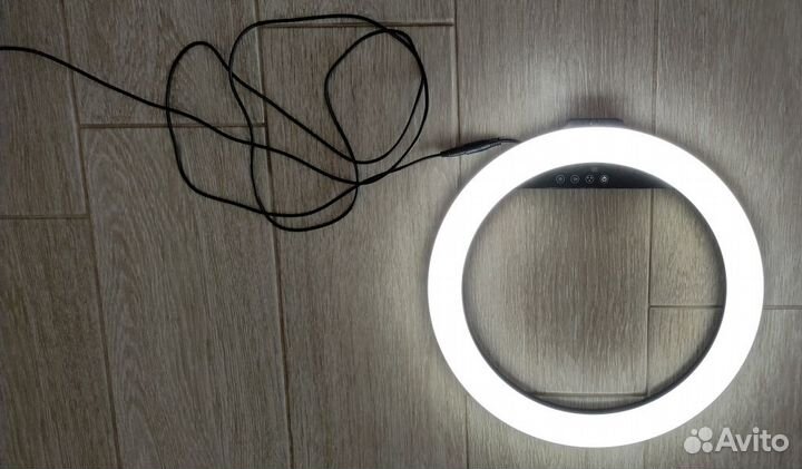 Кольцевая лампа со штативом бу