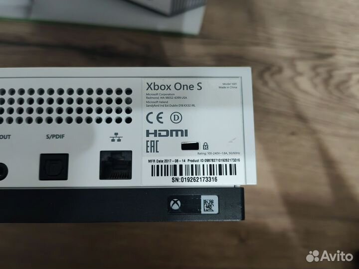 Xbox One s 500 gb
