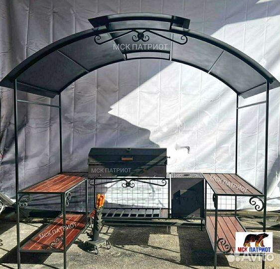 Беседка с мангалом
