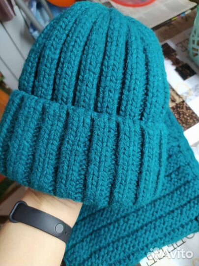 Шапка и шарф женский