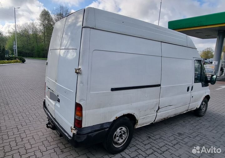 Ford Transit цельнометаллический, 2005