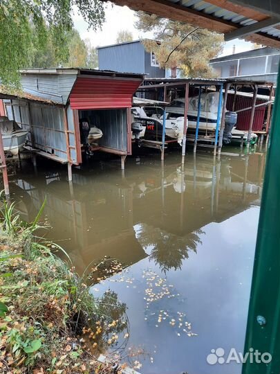 Продается катер, эллинг и хозблок