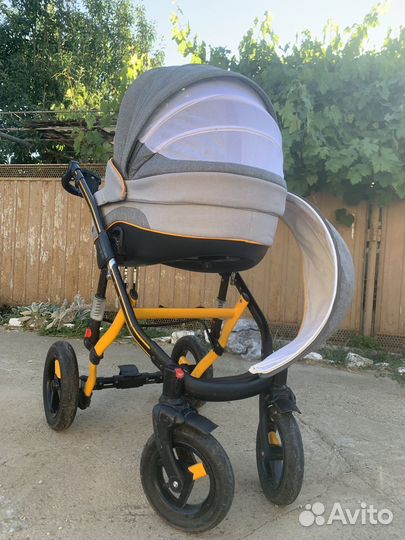 Детская коляска 3 в1