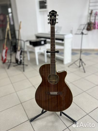 Электроакустическая гитара Ibanez aeg50