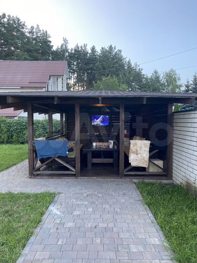 Дом 400 м² на участке 10,5 сот.