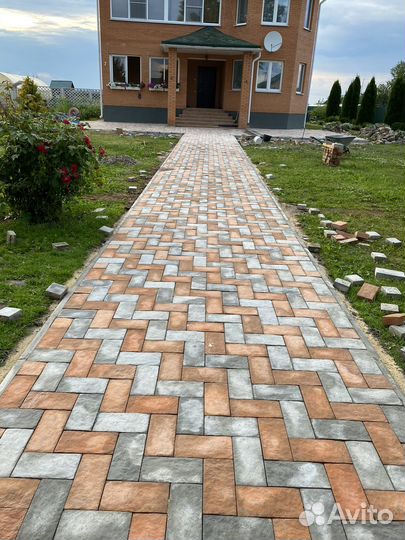 Укладка тротуарной плитки брусчатки под ключ