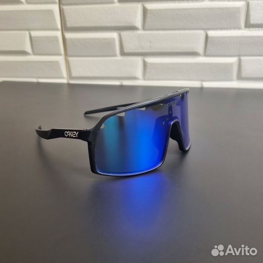 Oakley sutro очки (разные цвета)