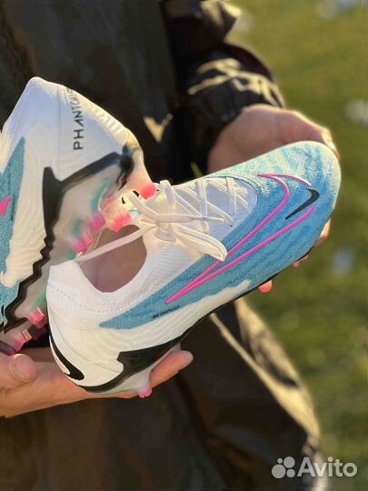Бутсы Nike Phantom GX