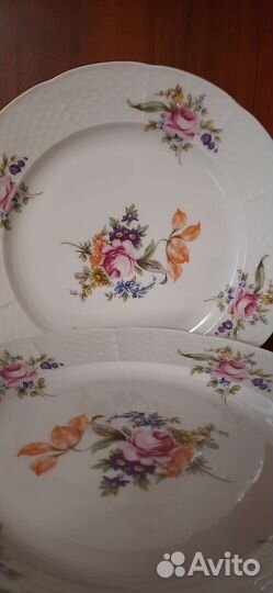 Набор тарелок 3 видов в чешскому сервизу