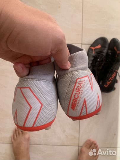 Футбольные бутсы больших размеров